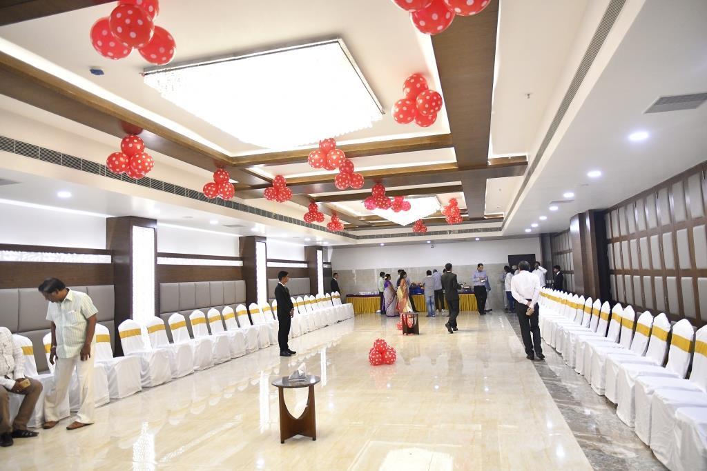 Hotel Ajantha Evergreen Vijayawāda Exterior foto