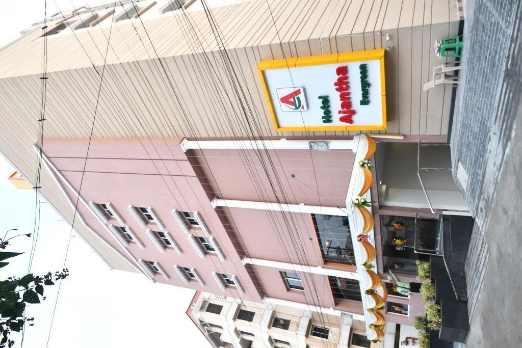 Hotel Ajantha Evergreen Vijayawāda Exterior foto